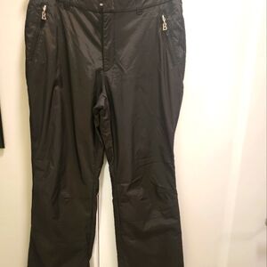 Bogner ladies ski pants; black; sz 12 long; signature "B" zipper pull; new
